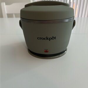 Crockpot Compact Electric Cooker in Olive Green